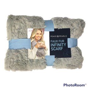 NWT Faux Fur Infinity Scarf, Galentine's Day Gift, Gift for Her, Super soft